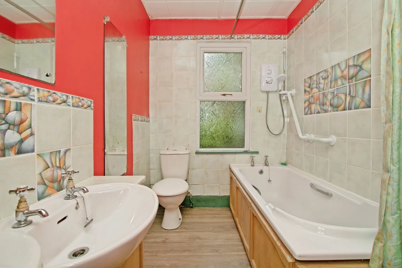 Main Road, Helston, TR13, photo 15
