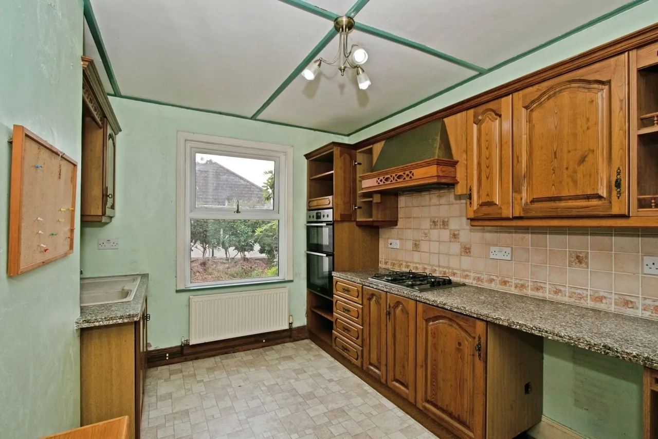 Main Road, Helston, TR13, photo 8