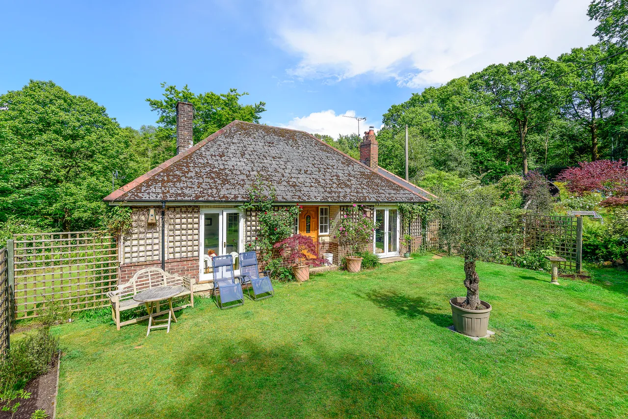 Farther Common, Hill Brow, GU33, photo 10