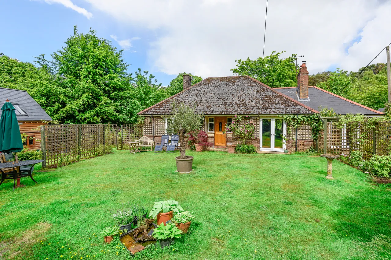 Farther Common, Hill Brow, GU33, photo 15