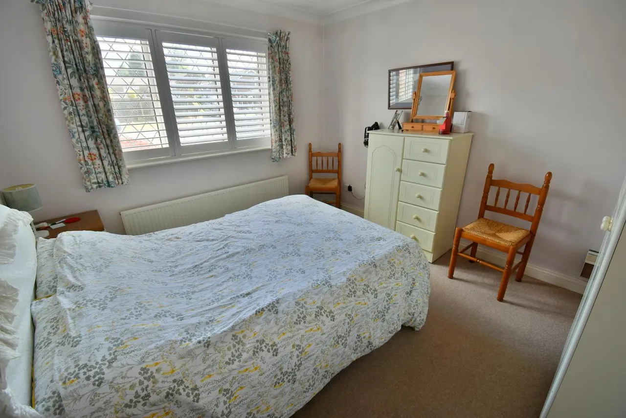 Leeson Drive, BH22, photo 10