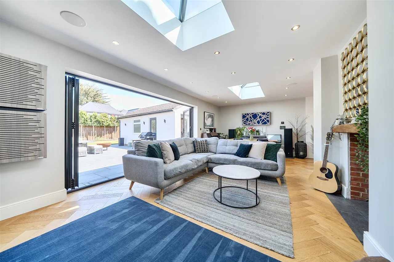 Warsash Road, Warsash, photo 4