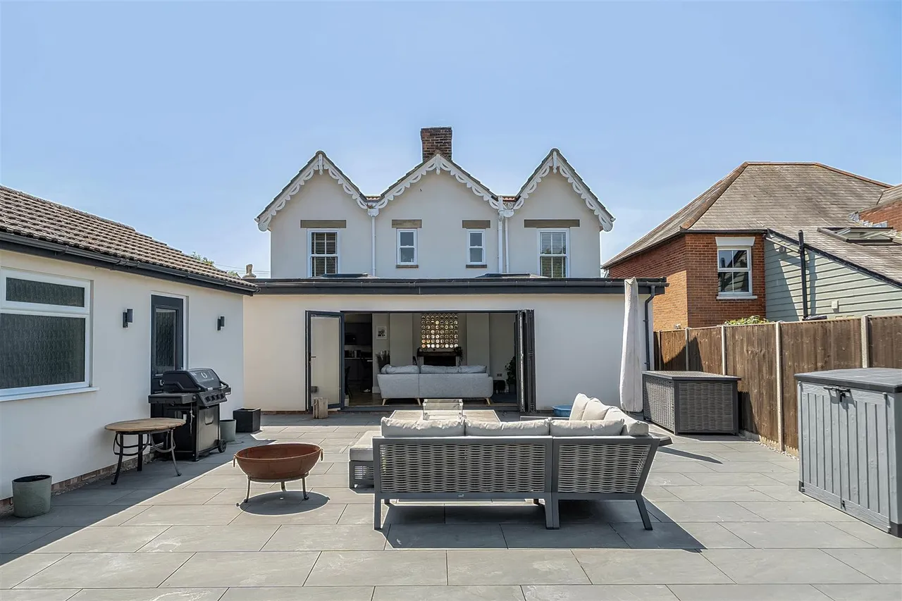 Warsash Road, Warsash, photo 10