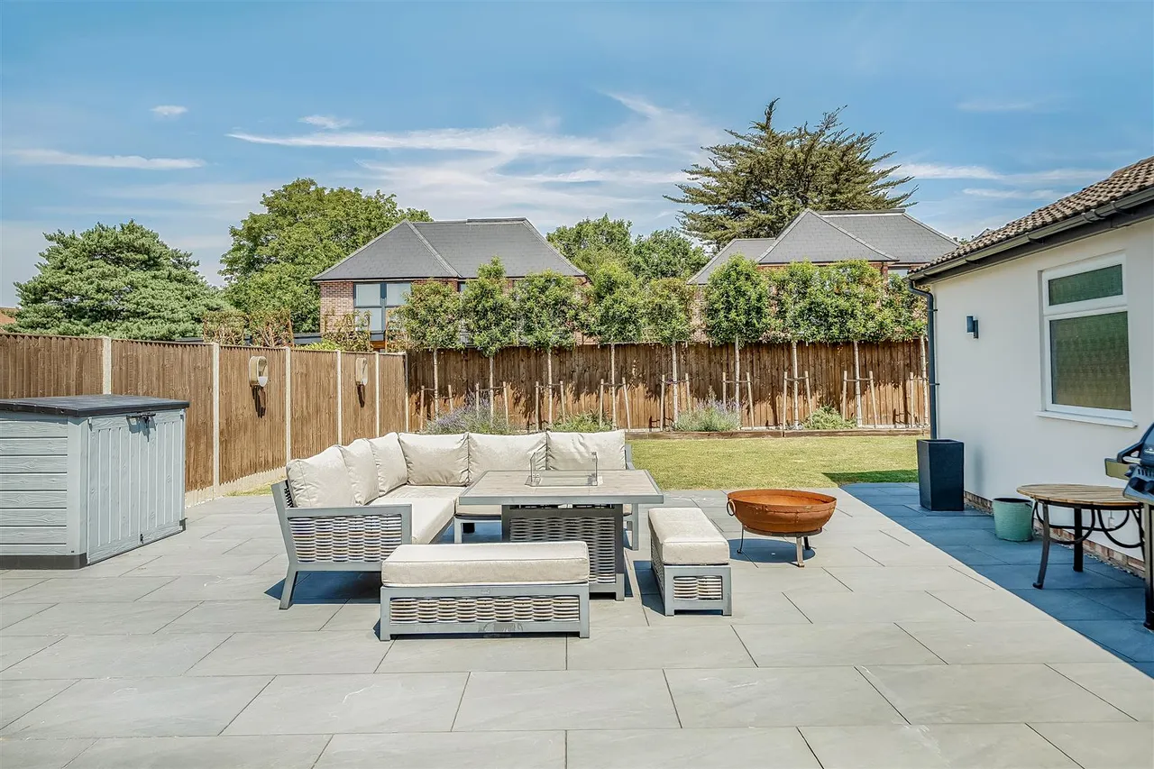 Warsash Road, Warsash, photo 9