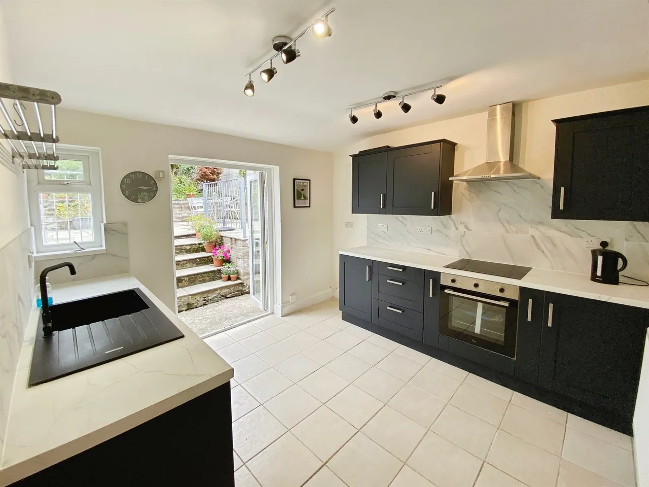 Ogwy Street, Bridgend, CF32, photo 6