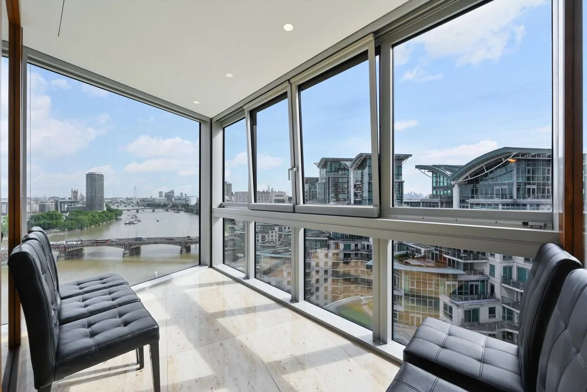 The Tower, St George Wharf, SW8, photo 7