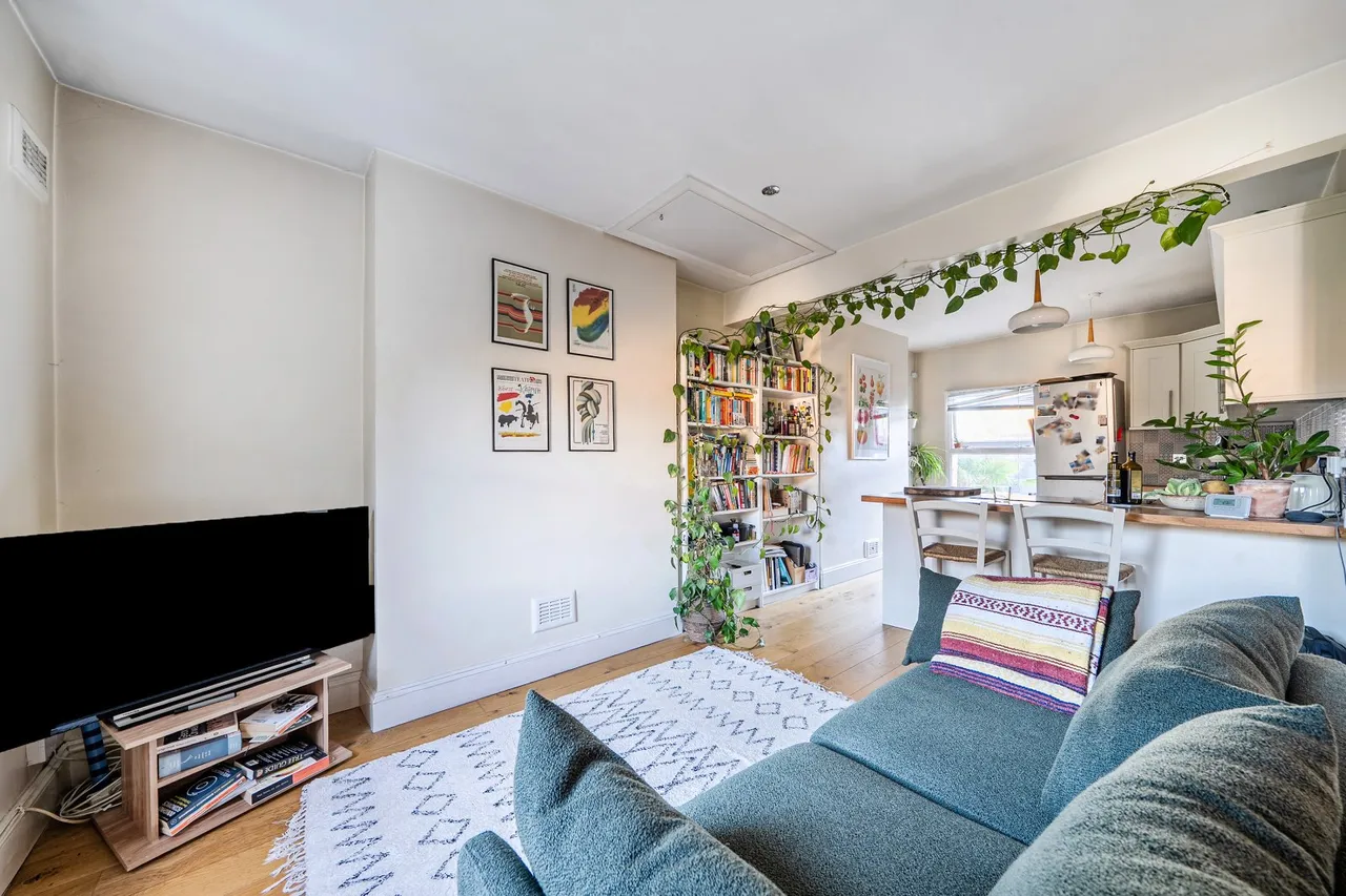 Vauxhall Grove, Vauxhall, SW8, photo 8