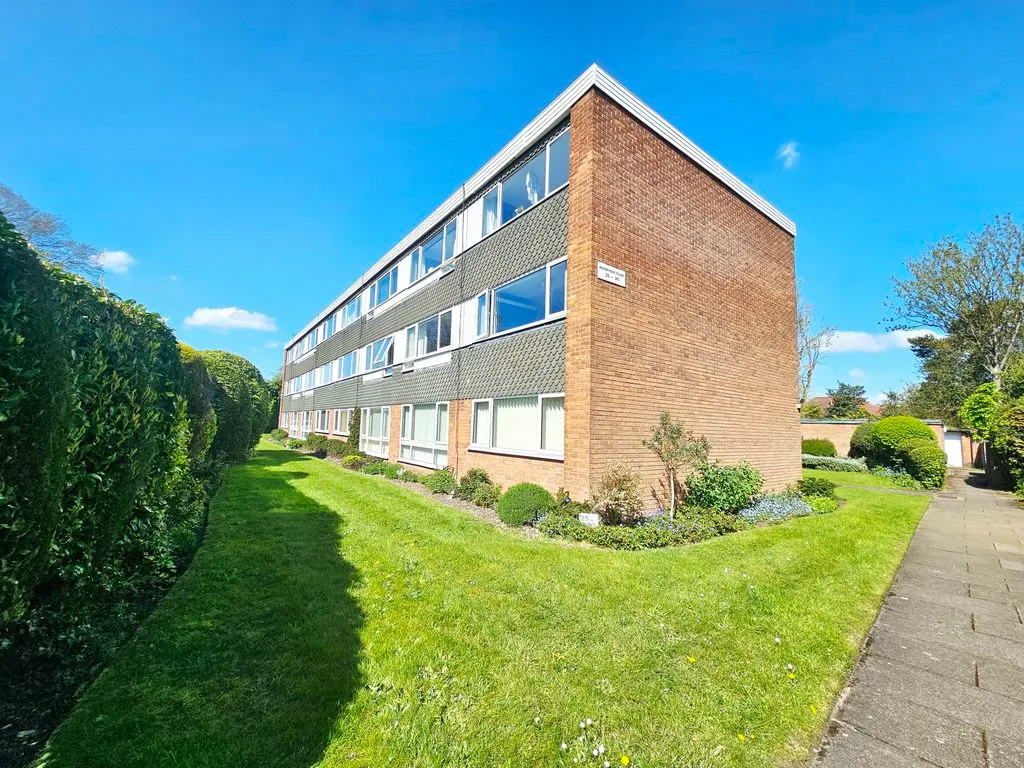2 bed flat for sale, Moorfield Drive, Boldmere, B73