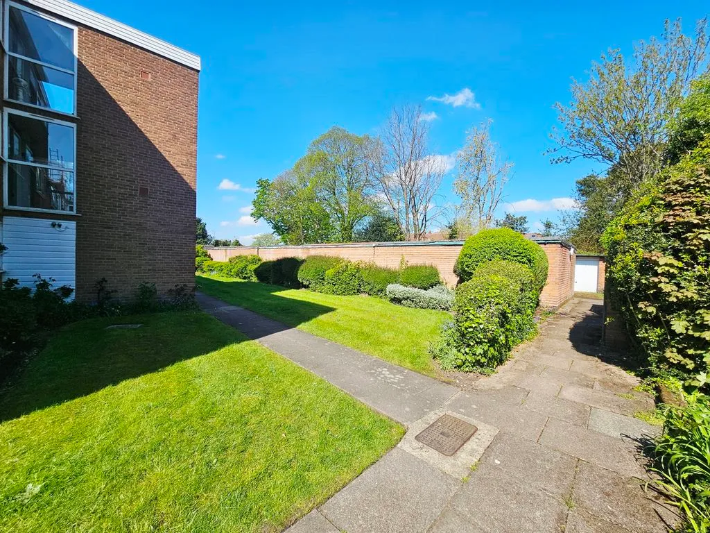 Moorfield Drive, Boldmere, B73, photo 19