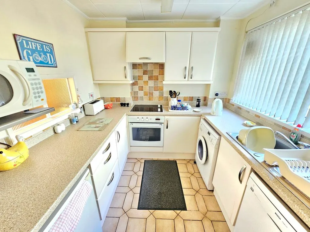 Moorfield Drive, Boldmere, B73, photo 6