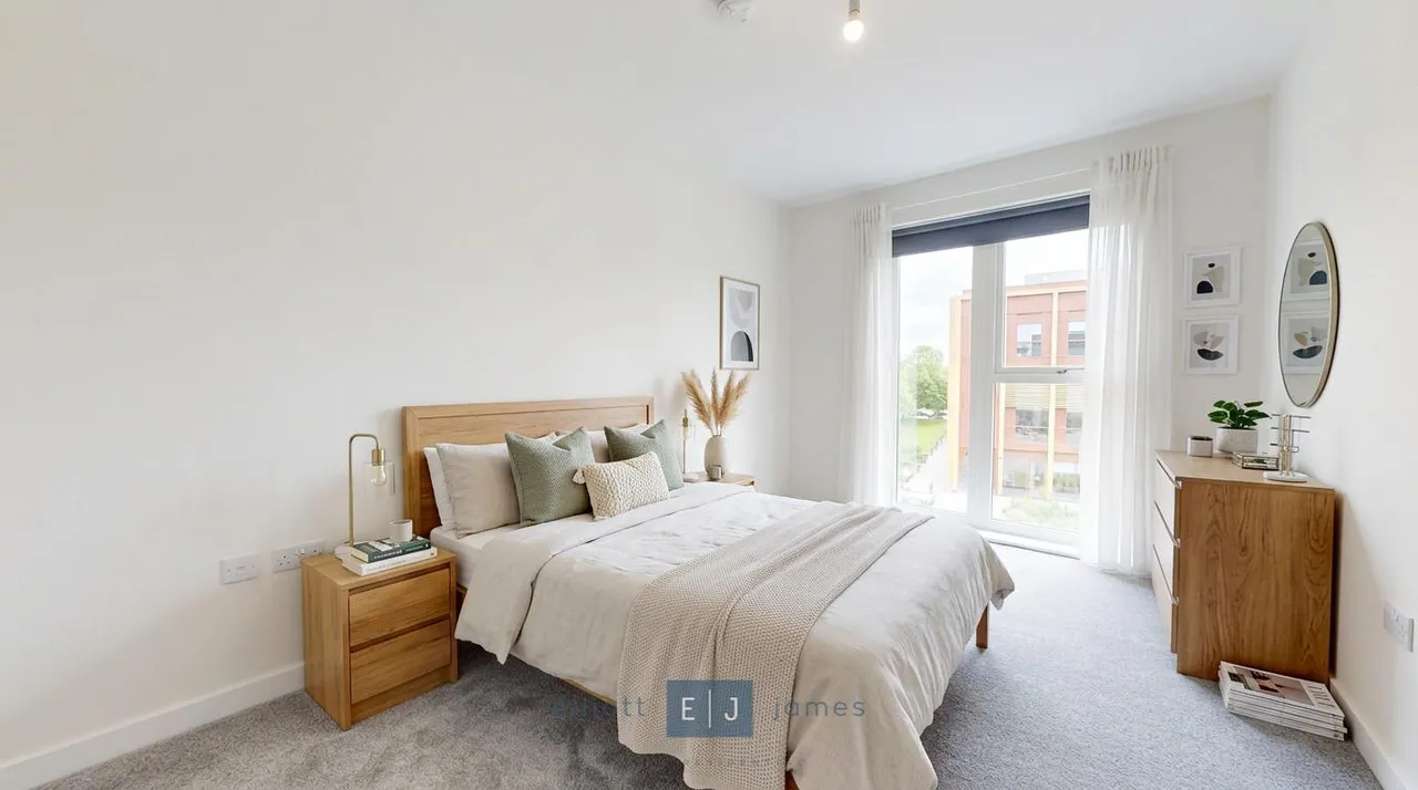 Borders Lane, Loughton, IG10, photo 5