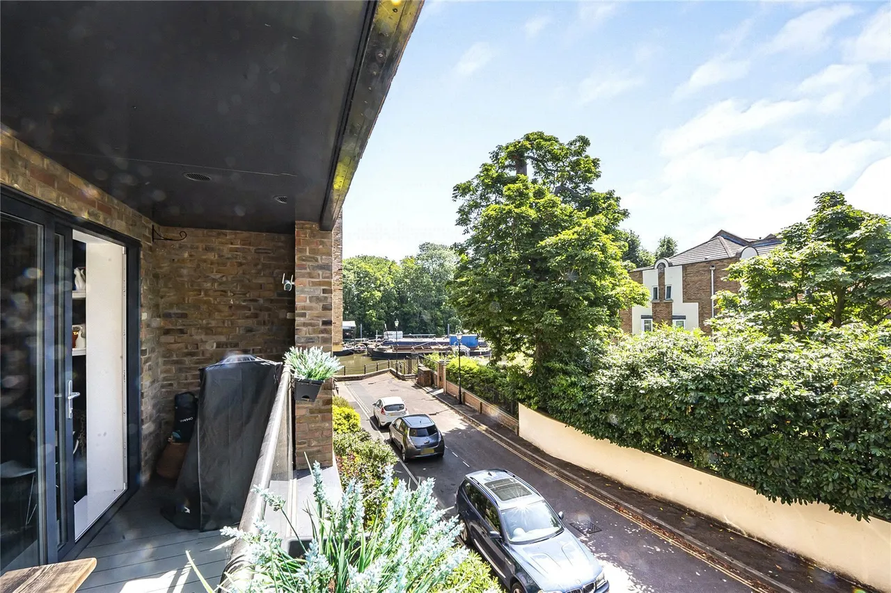 Lion Wharf Road, Old Isleworth, TW7, photo 15