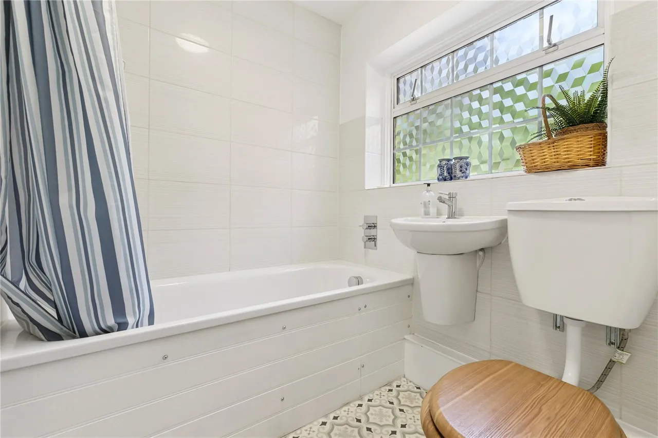 Limes Avenue, Barnes, SW13, photo 7