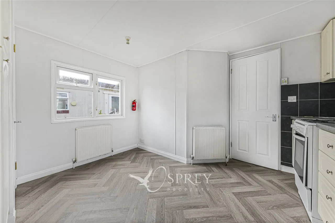 Park Avenue, Melton Mowbray, LE13, photo 3