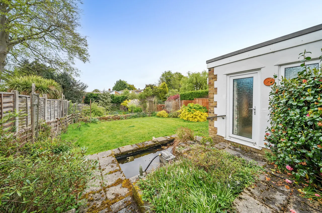 Le Marchant Road, Frimley, Camberley, Surrey, GU16 8RN, photo 12