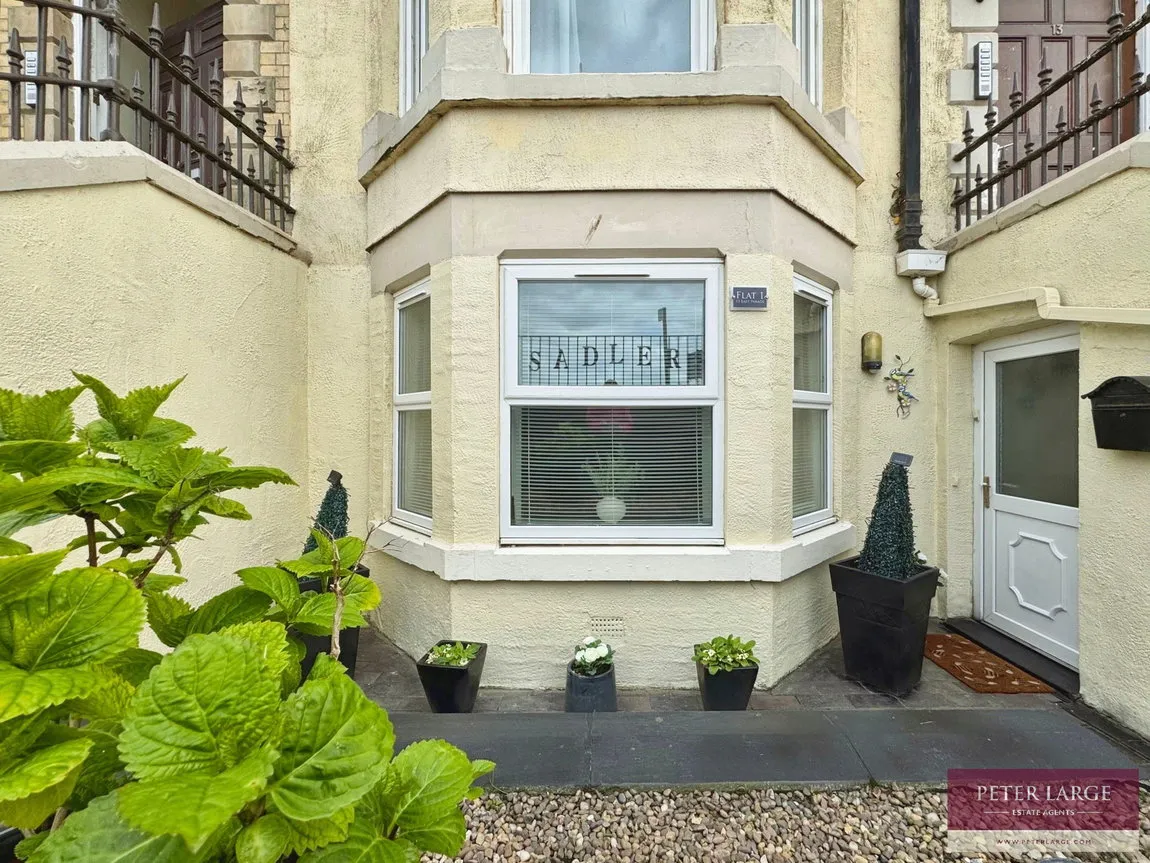 East Parade, Rhyl, Denbighshire, LL18 3AG, photo 10
