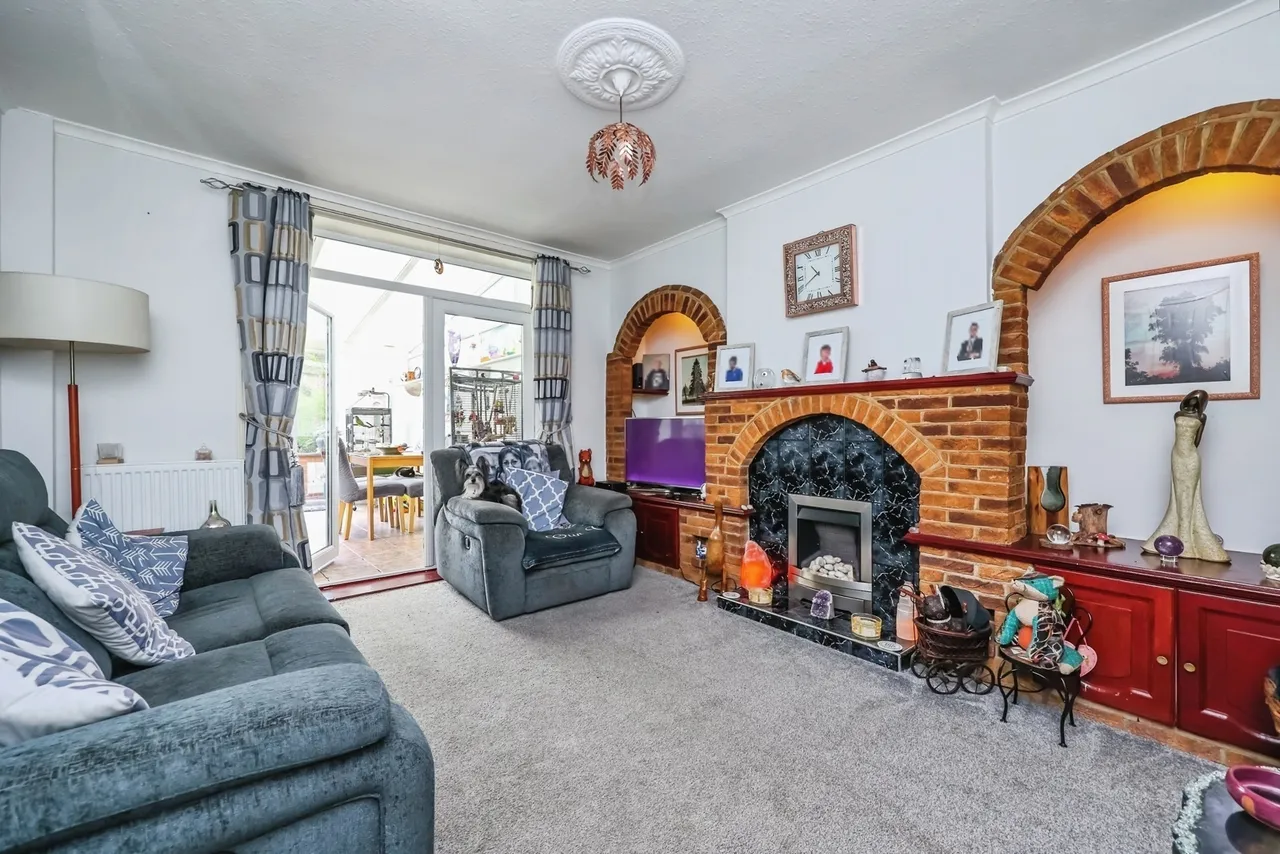 Farfield Avenue, Beeston, Nottingham, Nottinghamshire, NG9, photo 3
