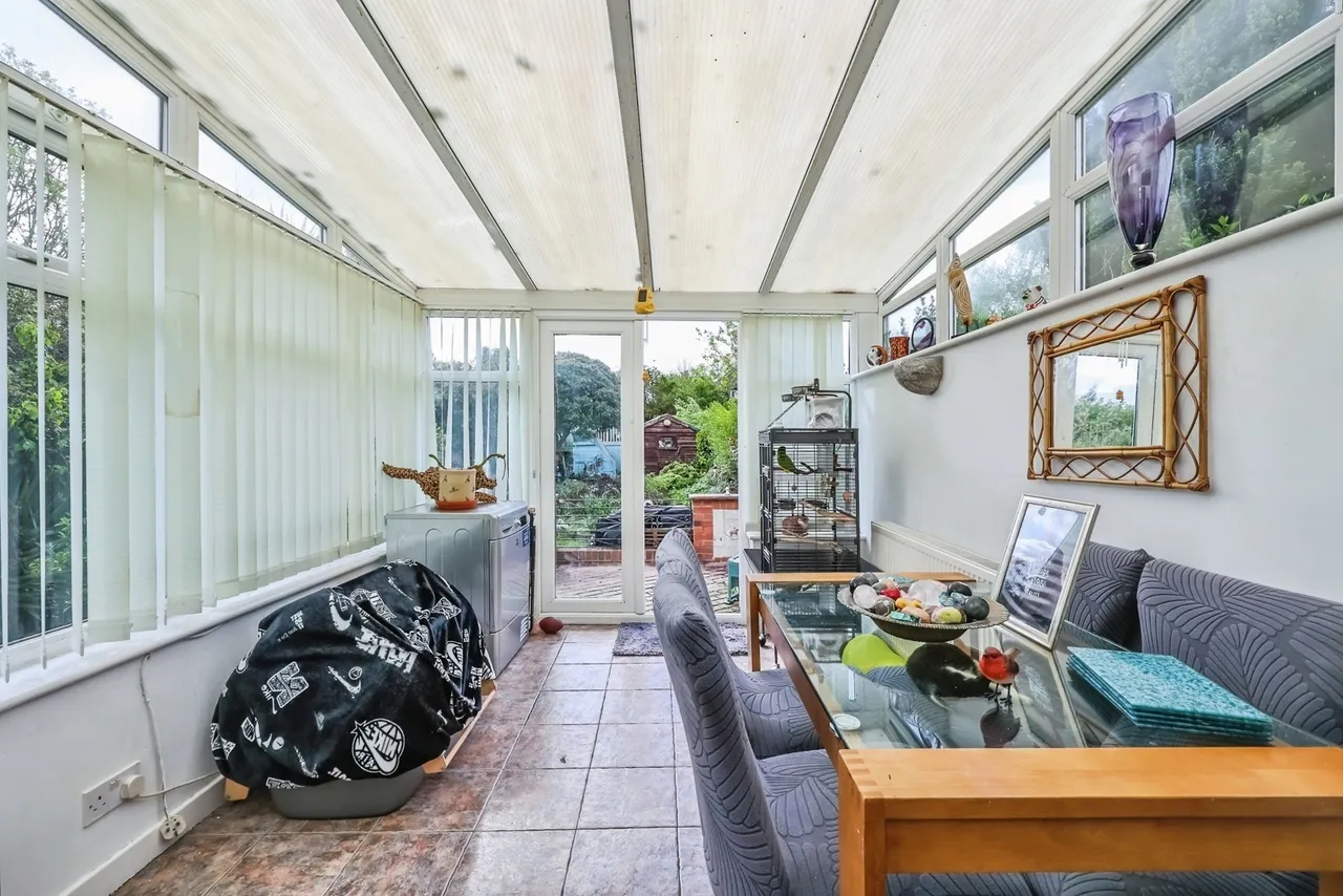 Farfield Avenue, Beeston, Nottingham, Nottinghamshire, NG9, photo 6