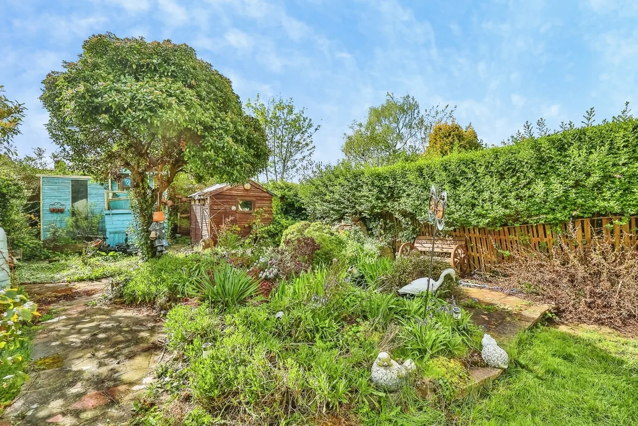 Farfield Avenue, Beeston, Nottingham, Nottinghamshire, NG9, photo 18