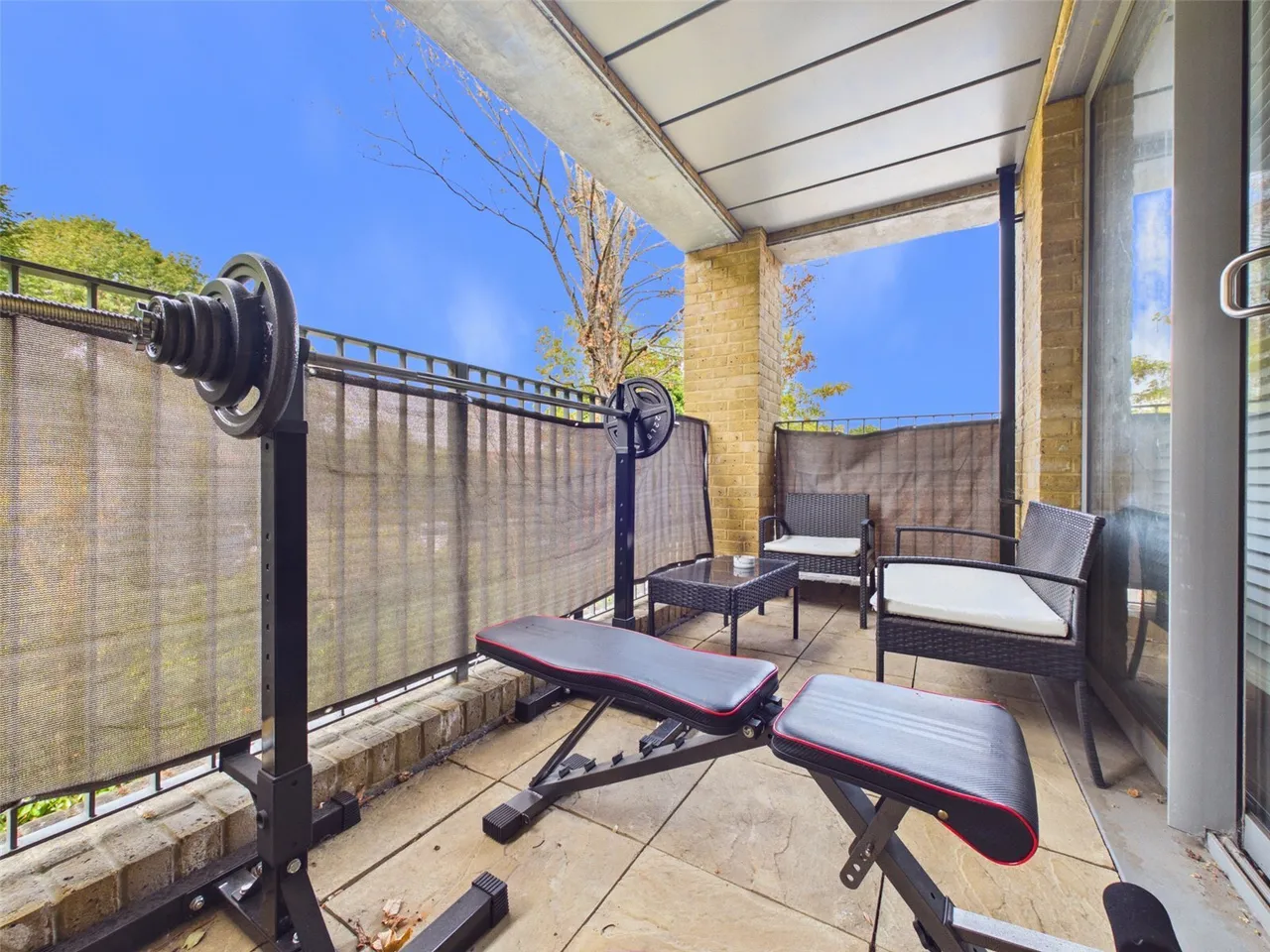 High Road, Ickenham, UB10, photo 11