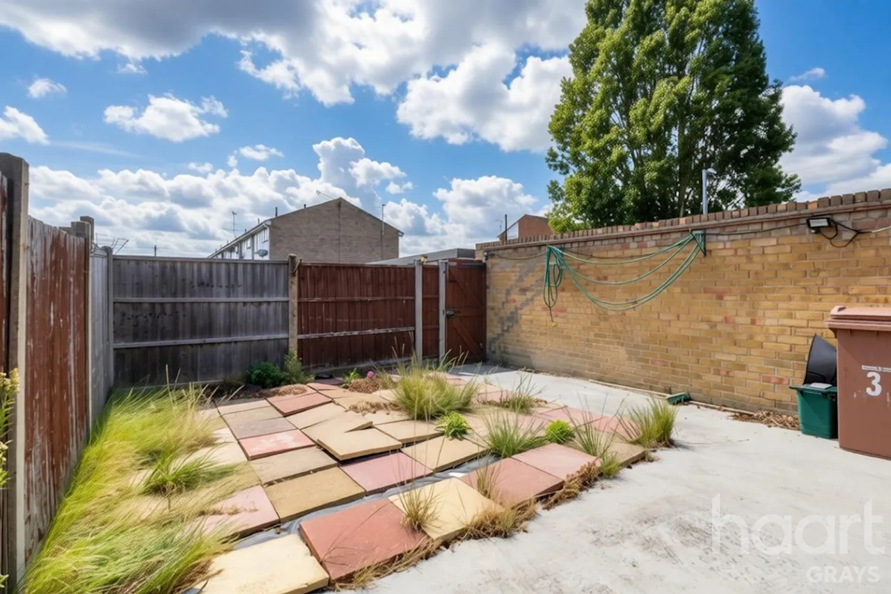 Orwell, East Tilbury, RM18, photo 10