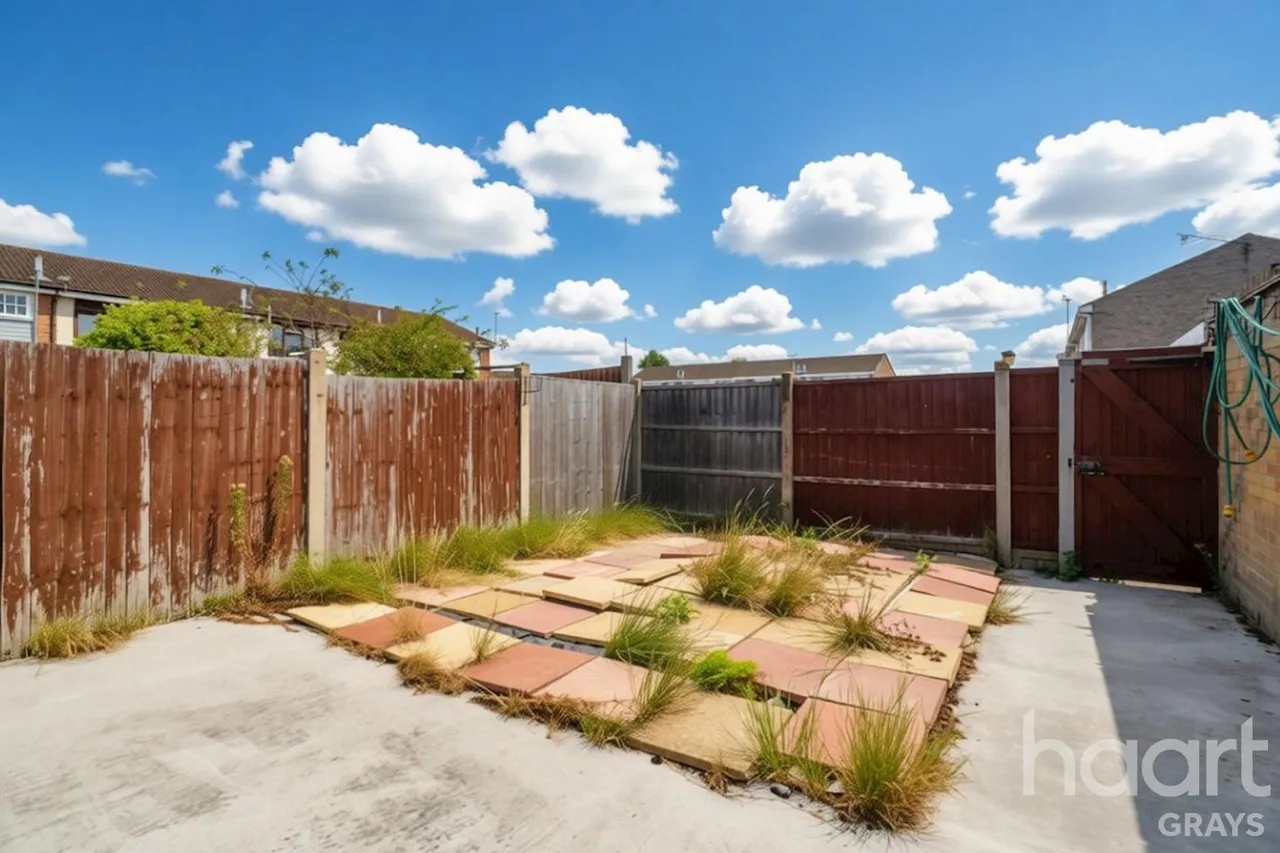 Orwell, East Tilbury, RM18, photo 11