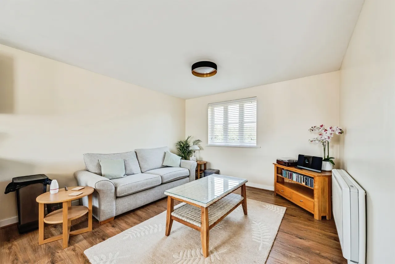 Aquarius Court, Swindon, photo 9