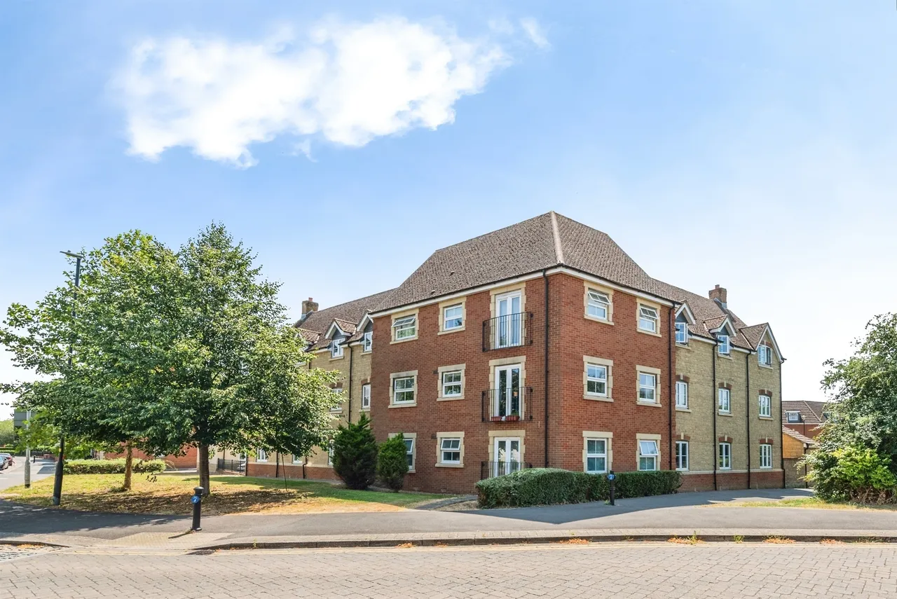 Aquarius Court, Swindon, photo 3