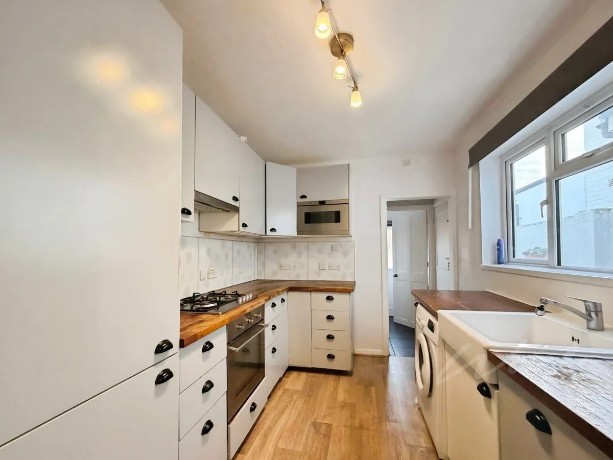 Livingstone Road, Gillingham, ME7, photo 2