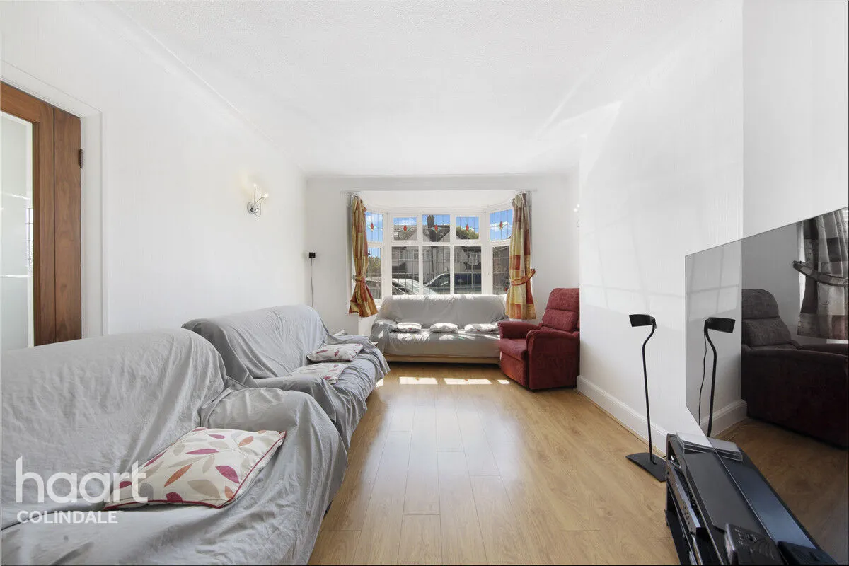 Hall Lane, NW4, photo 6