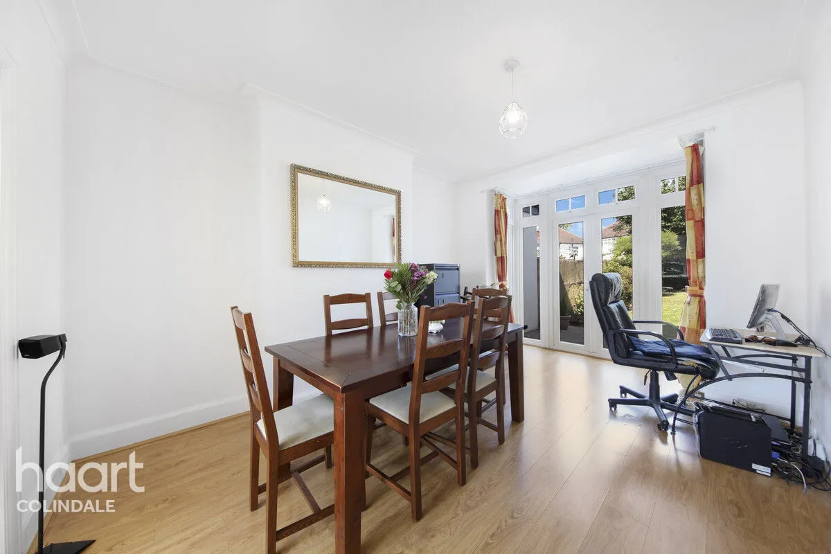 Hall Lane, NW4, photo 7