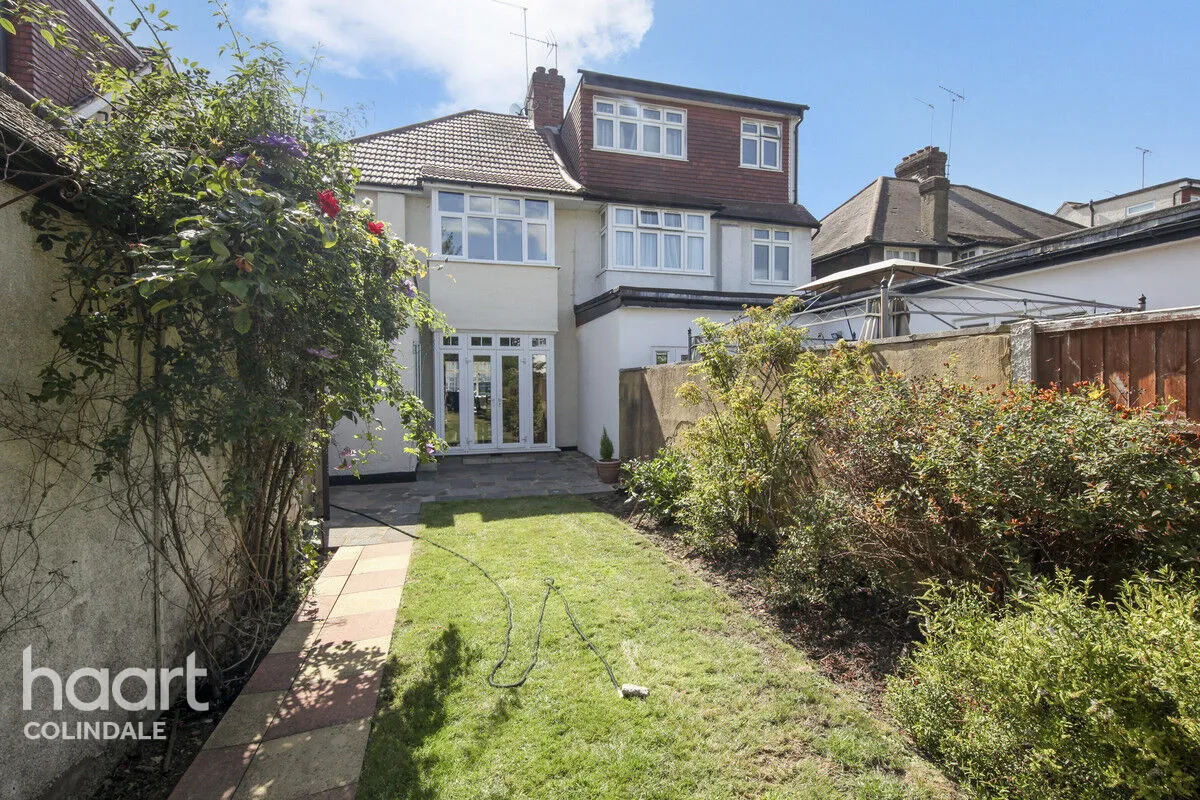Hall Lane, NW4, photo 8