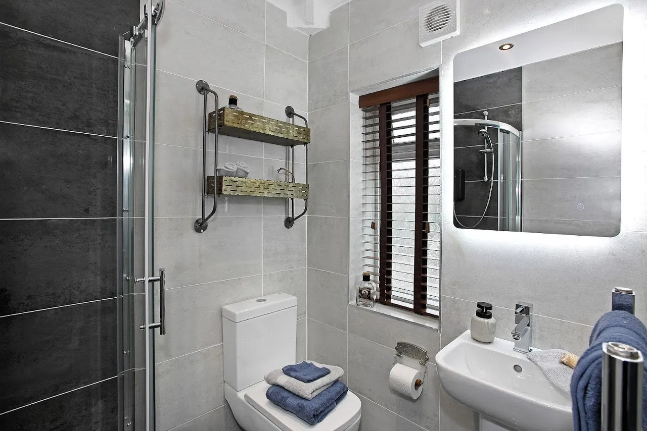 Balne Lane, Wakefield, West Yorkshire, WF2, photo 22