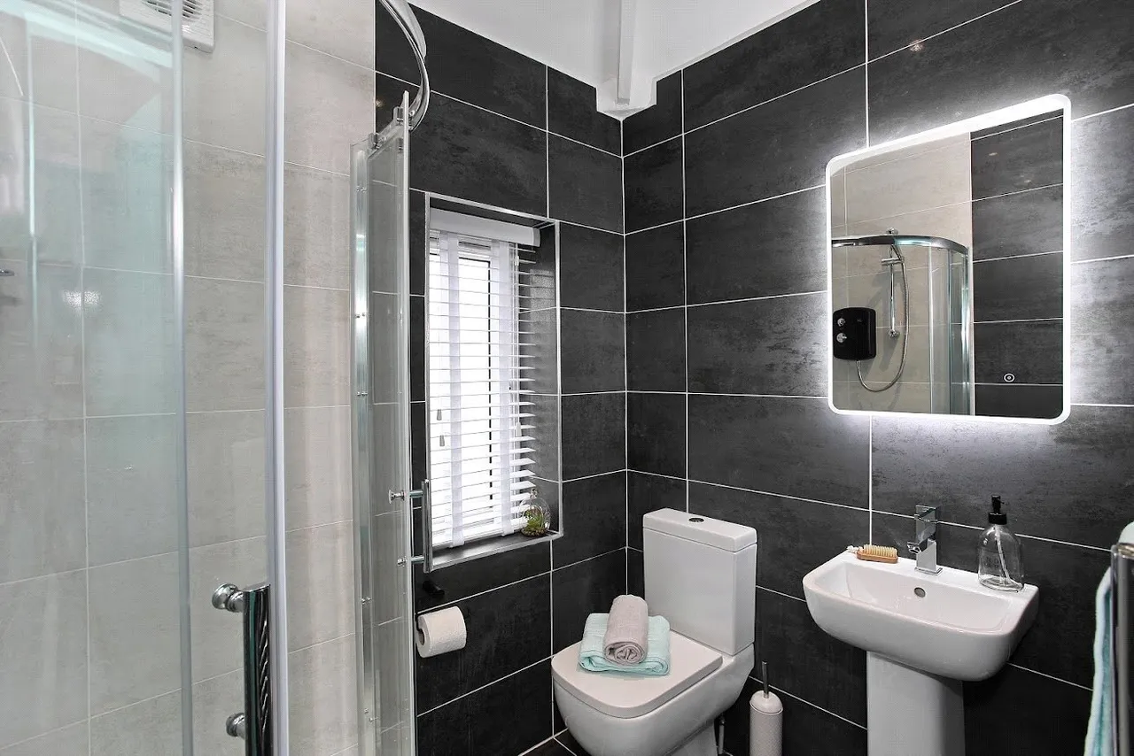 Balne Lane, Wakefield, West Yorkshire, WF2, photo 16