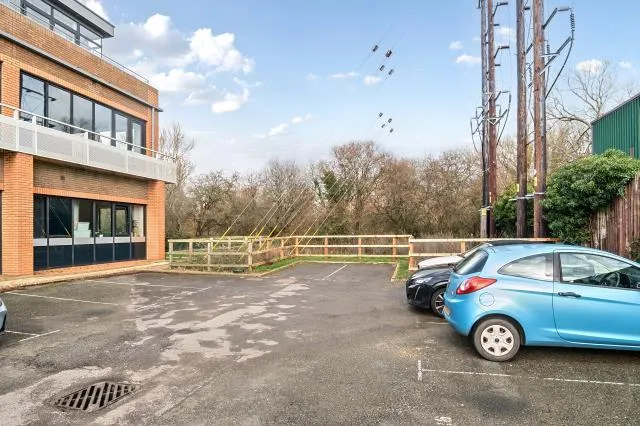Overbridge Square, Newbury, RG14, photo 19