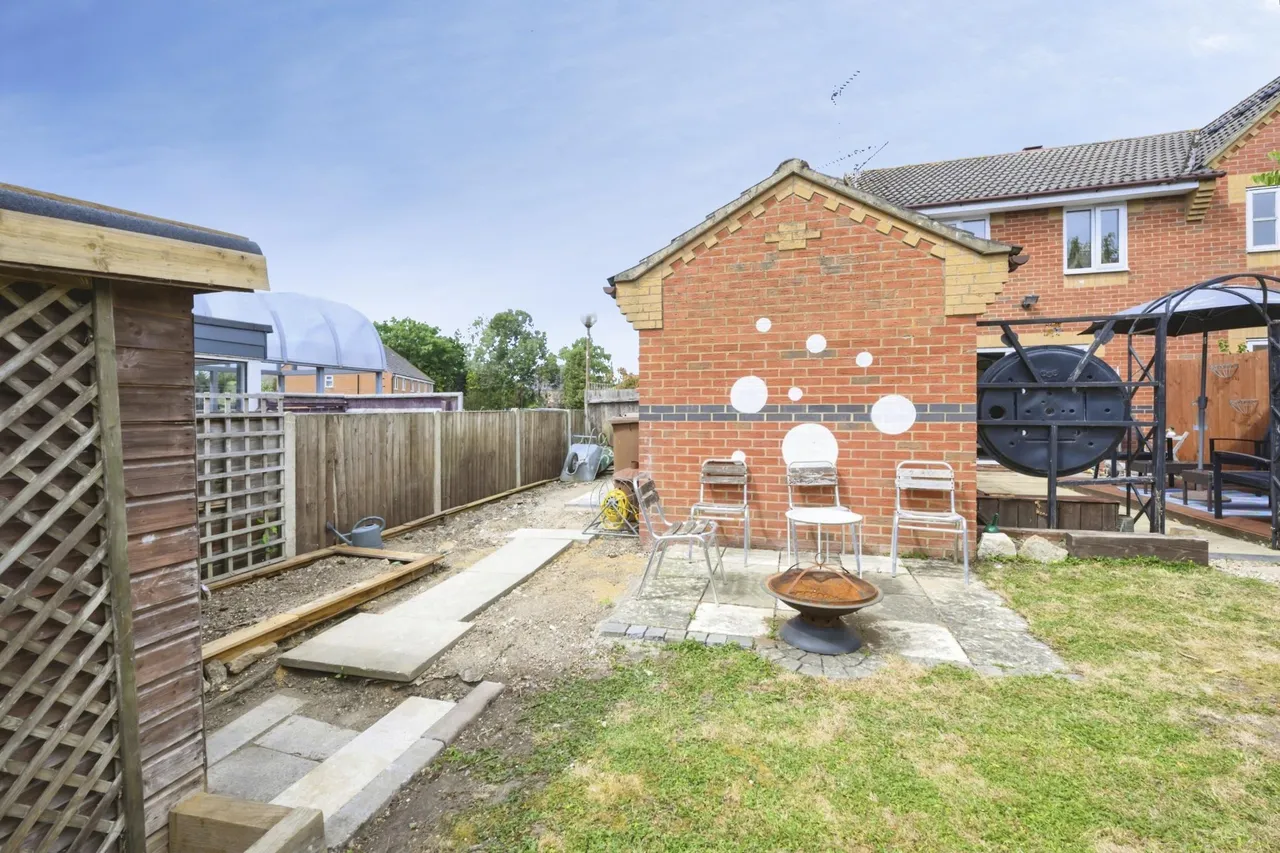 Coltsfoot Drive, Peterborough, PE2, photo 17