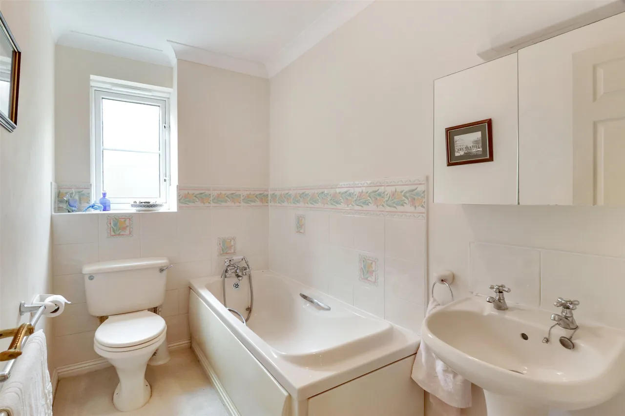 Chichester Way, Westward Ho, EX39, photo 21