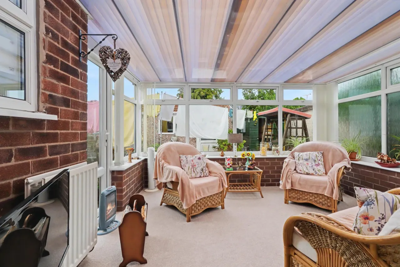 Sandown Road, Crewe, photo 6
