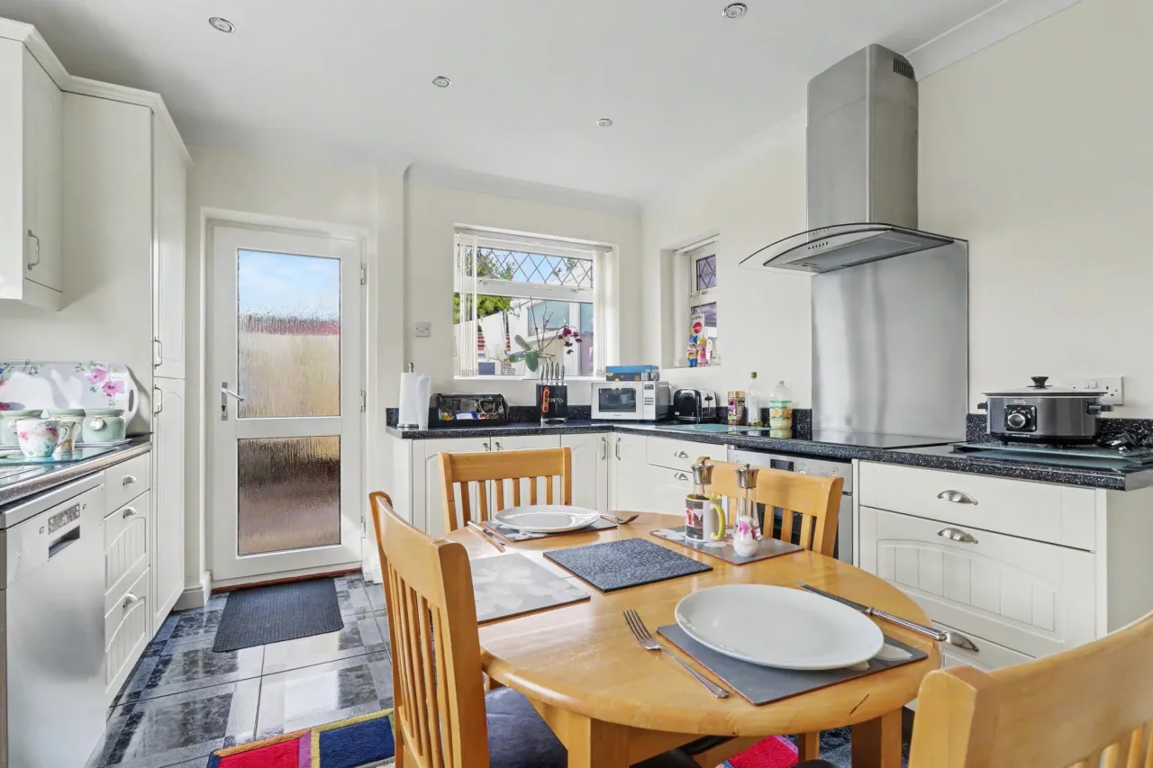 Sandown Road, Crewe, photo 10