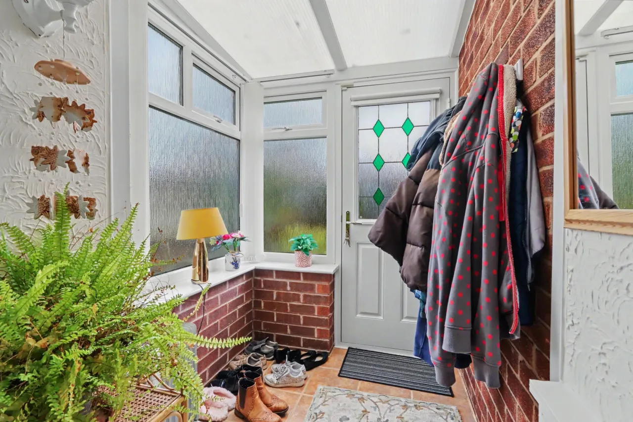 Sandown Road, Crewe, photo 14