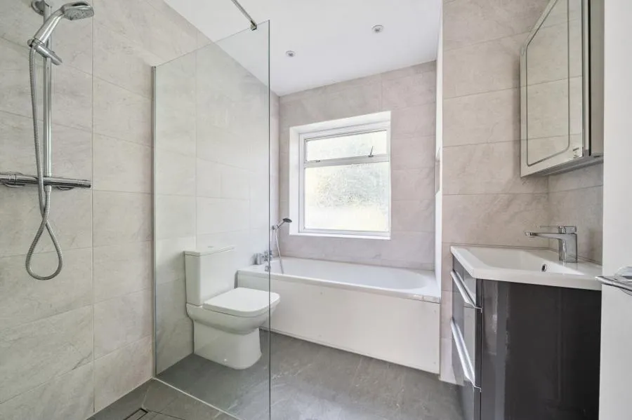 London Road, High Wycombe, HP11, photo 14