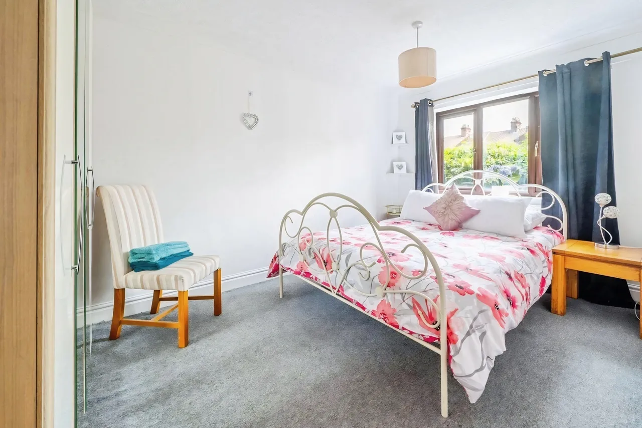 Cremorne Lane, NR1, photo 5