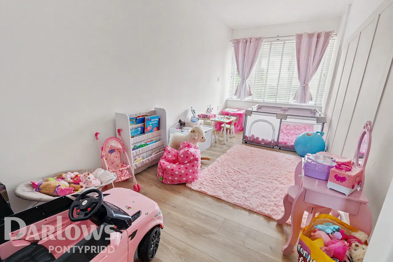 Springfield Terrace, Pontypridd, photo 13