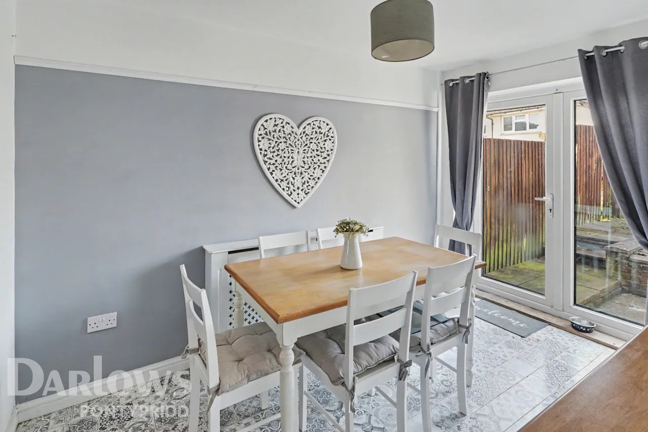 Springfield Terrace, Pontypridd, photo 12