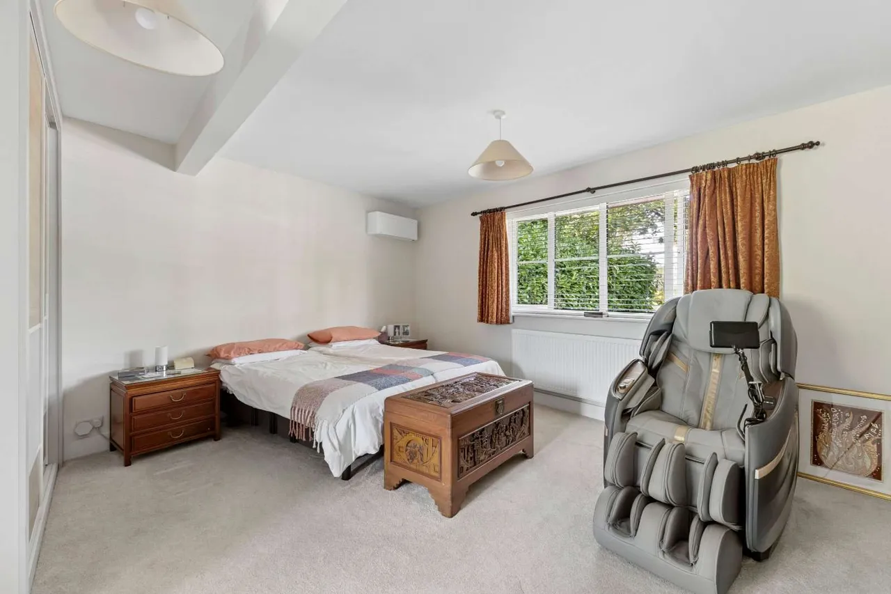 The Climb, Rickmansworth, Hertfordshire, WD3 4DX, photo 10