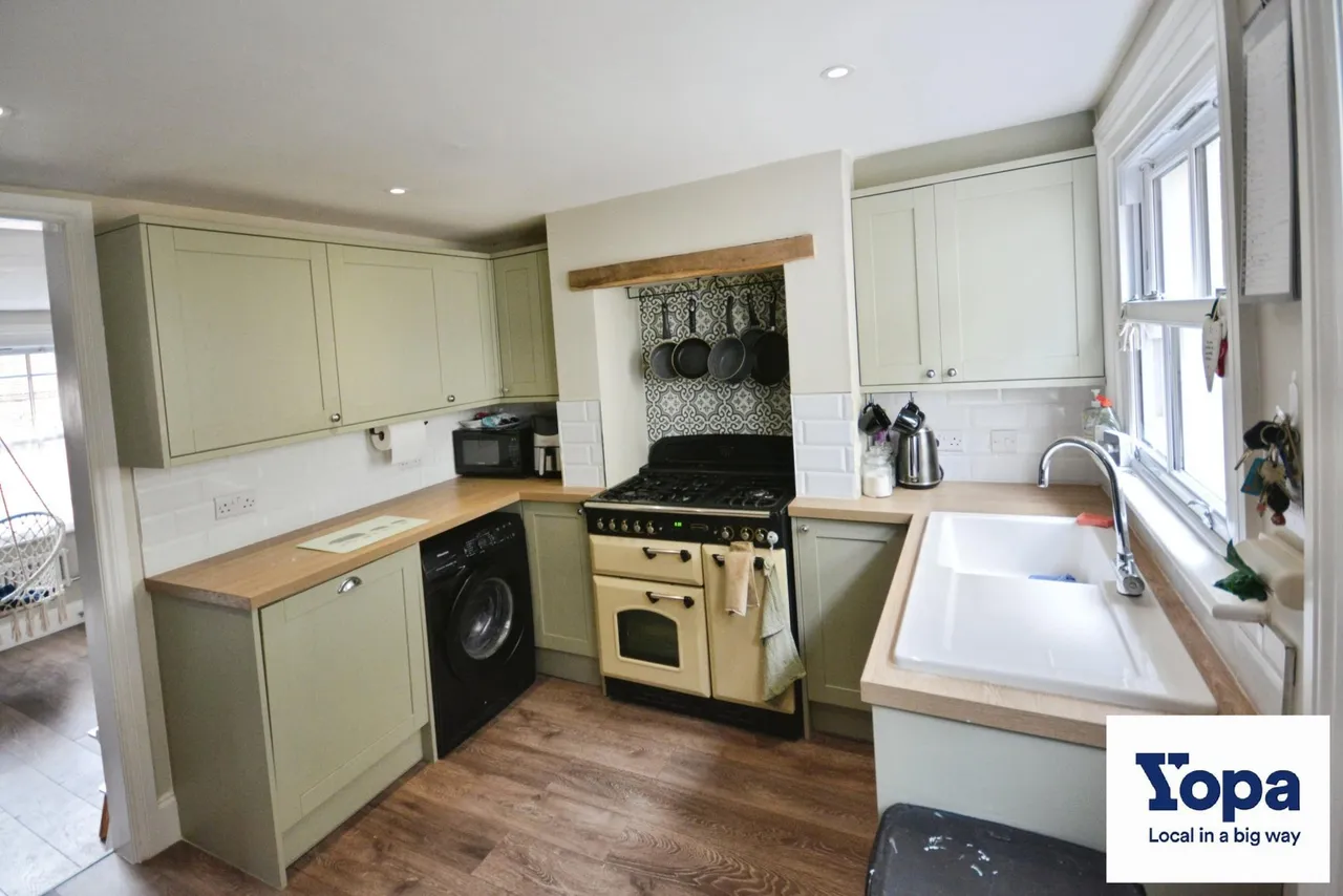 London Road, Welwyn, AL6, photo 3