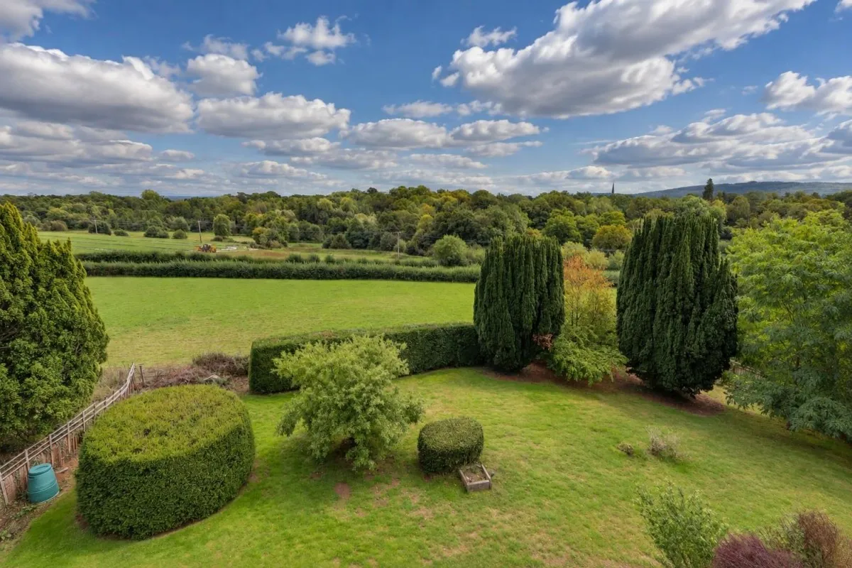 Tewkesbury Road, Newent, GL18, photo 2
