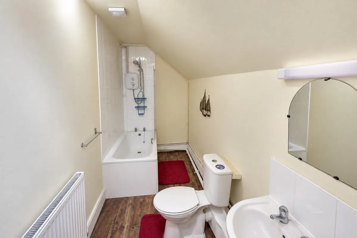 Tewkesbury Road, Newent, GL18, photo 11