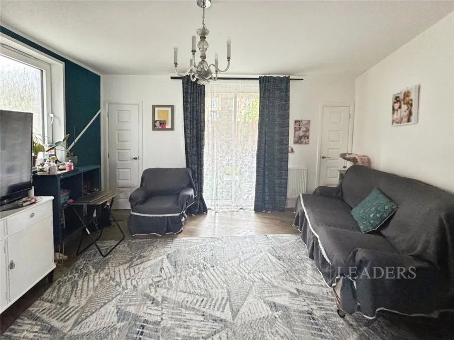 Osprey Drive, Trumpington, CB2, photo 3