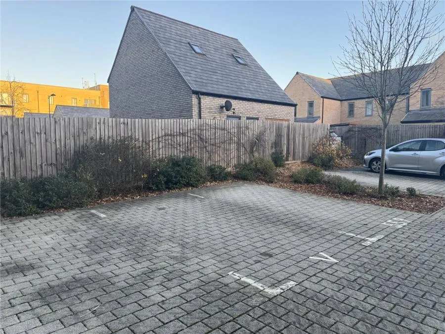 Osprey Drive, Trumpington, CB2, photo 8